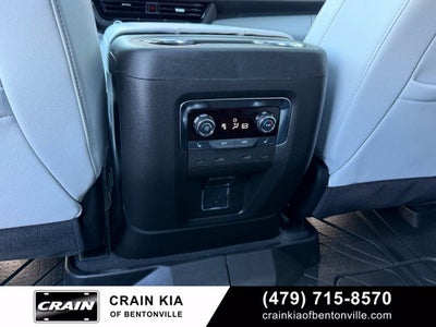 2025 Chevrolet Suburban Premier - 4WD / PANORAMIC SUNROOF / CLEAN CARFAX