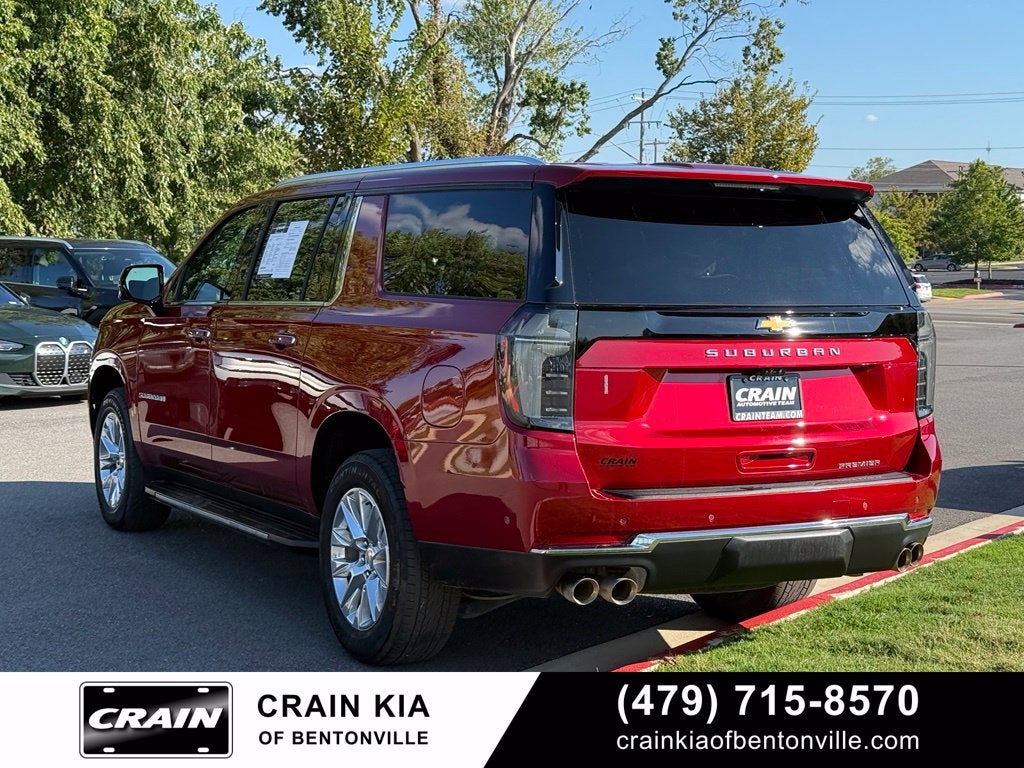 2025 Chevrolet Suburban Premier - 4WD / PANORAMIC SUNROOF / CLEAN CARFAX