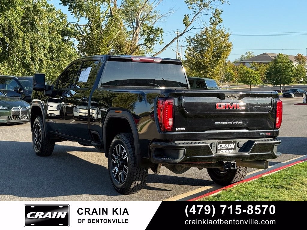 2022 GMC Sierra 2500HD AT4 - 4WD / CLEAN CARFAX