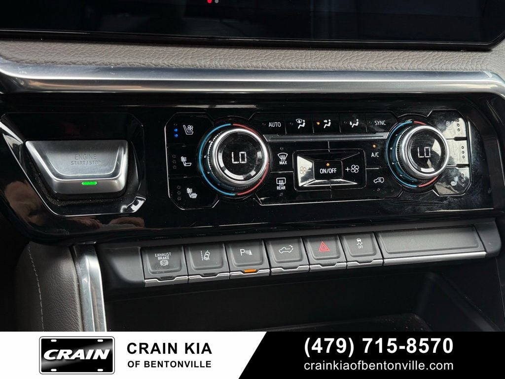 2024 GMC Sierra 3500HD Denali - 4WD / SUNROOF / ONE OWNER