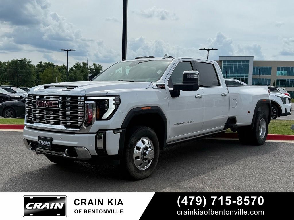 2024 GMC Sierra 3500HD Denali - 4WD / SUNROOF / ONE OWNER