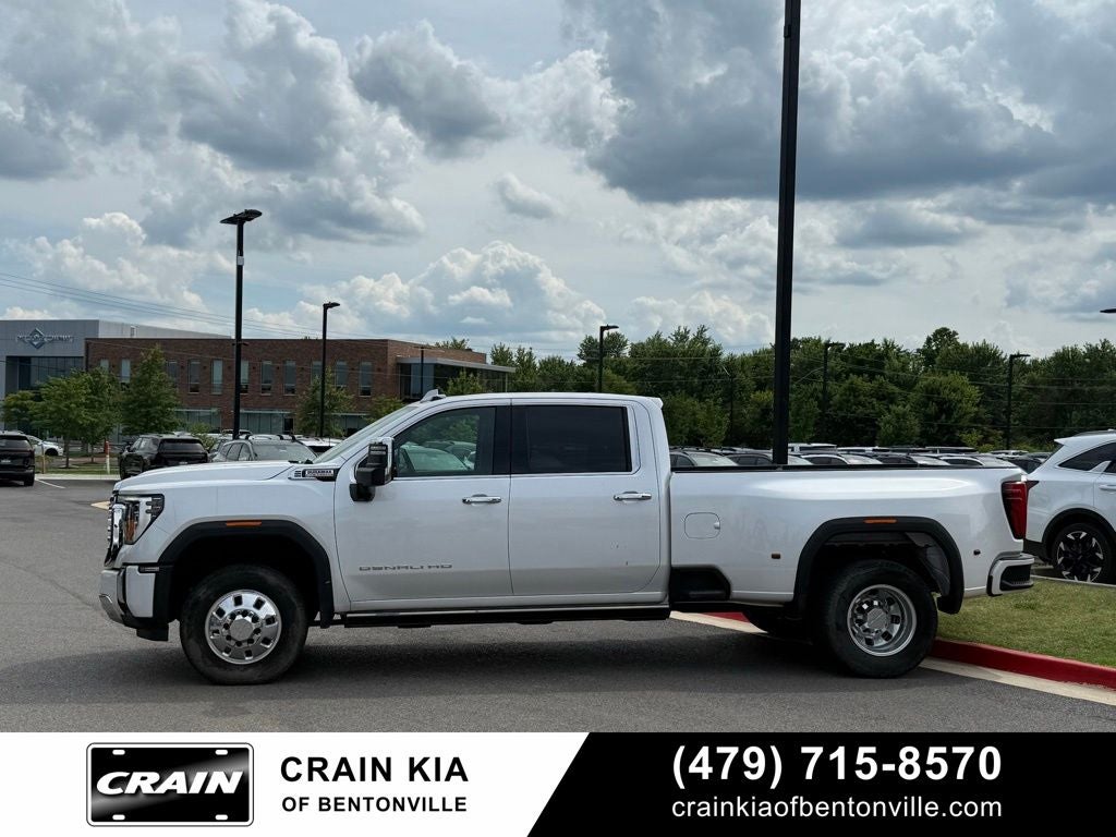 2024 GMC Sierra 3500HD Denali - 4WD / SUNROOF / ONE OWNER