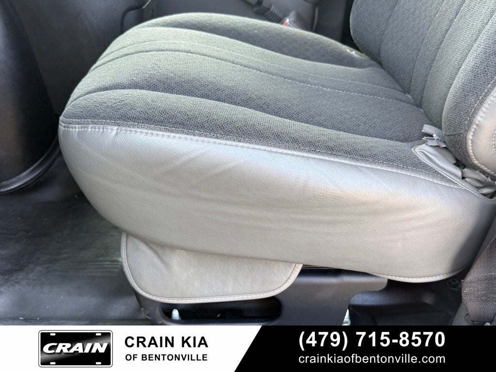 2024 GMC Savana 2500 Work Van - CARFAX ONE OWNER