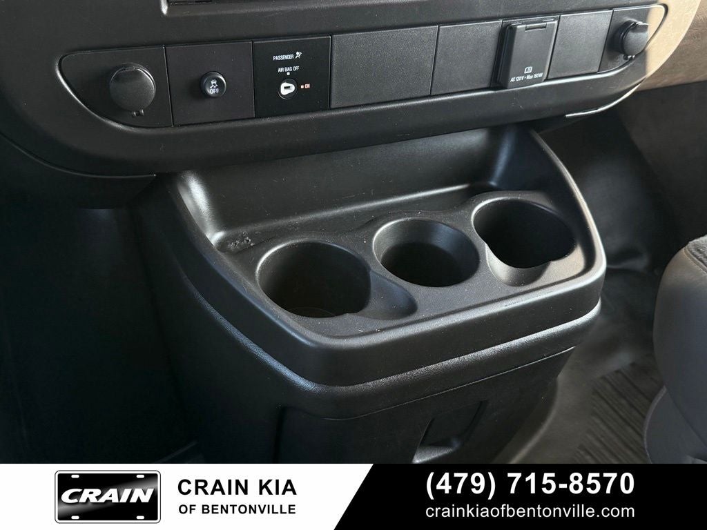 2024 GMC Savana 2500 Work Van - CARFAX ONE OWNER