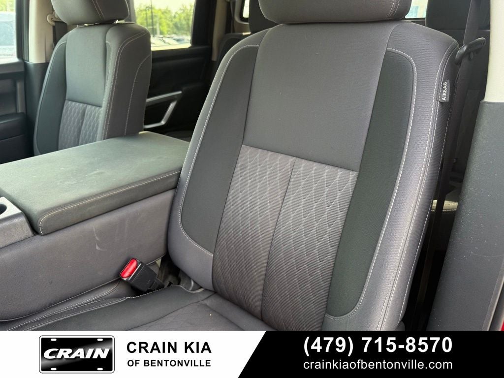 2022 Nissan Titan SV - 4WD