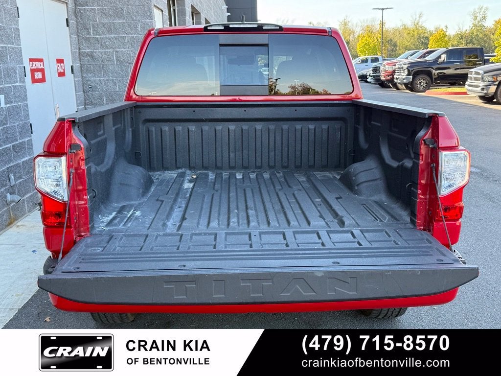2022 Nissan Titan SV - 4WD