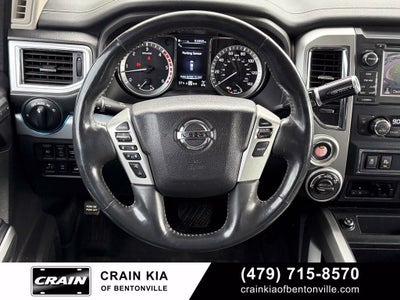 2017 Nissan Titan XD PRO-4X - 4WD / CLEAN CARFAX