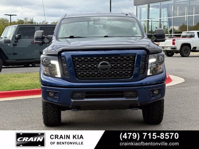 2017 Nissan Titan XD PRO-4X - 4WD / CLEAN CARFAX