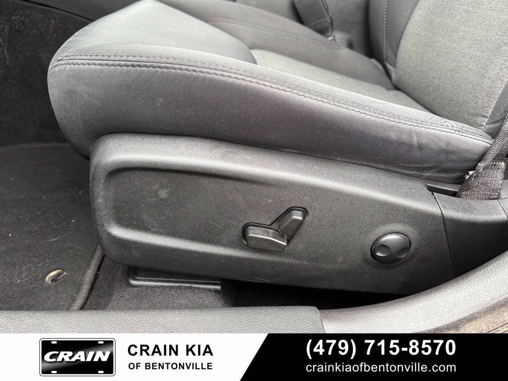 2022 Chrysler 300 Touring - CLEAN CARFAX / ONE OWNER