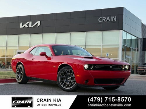 2017 Dodge Challenger R/T - CLEAN CARFAX / SUNROOF