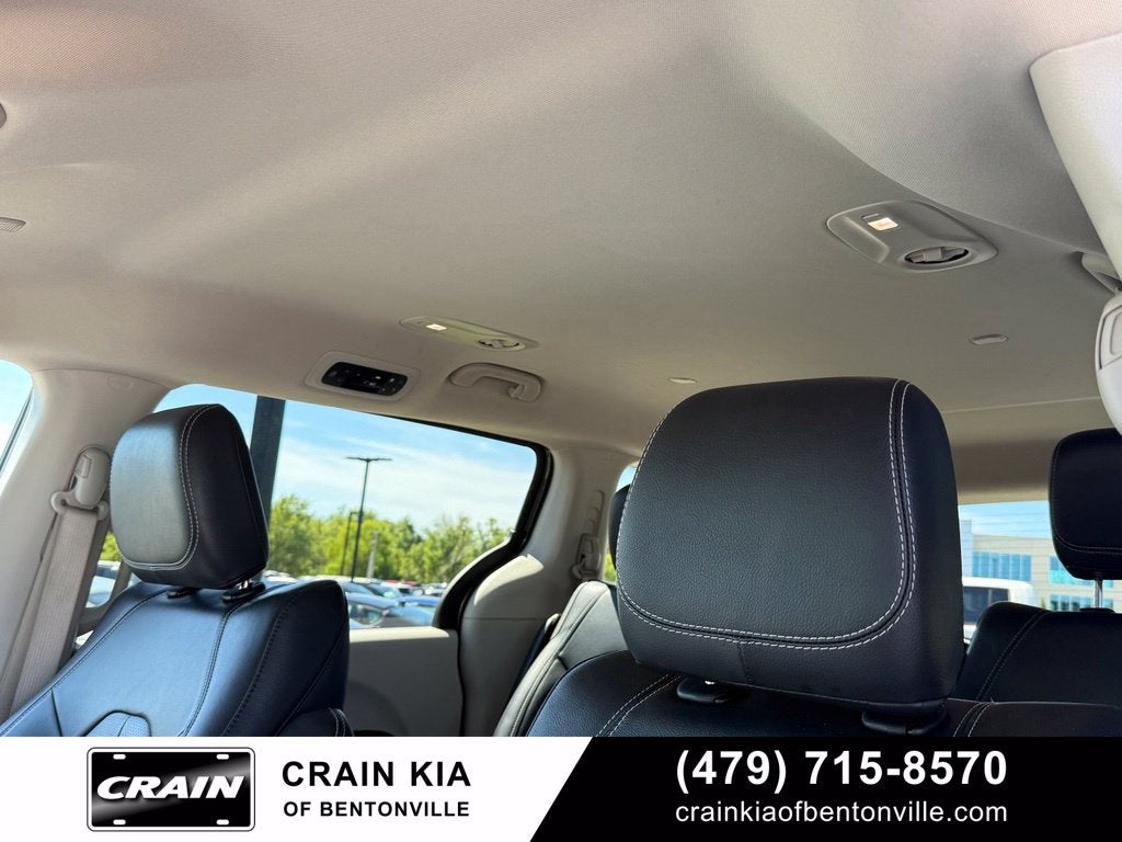 2022 Chrysler Pacifica Hybrid Touring L - CLEAN CARFAX / ONE OWNER