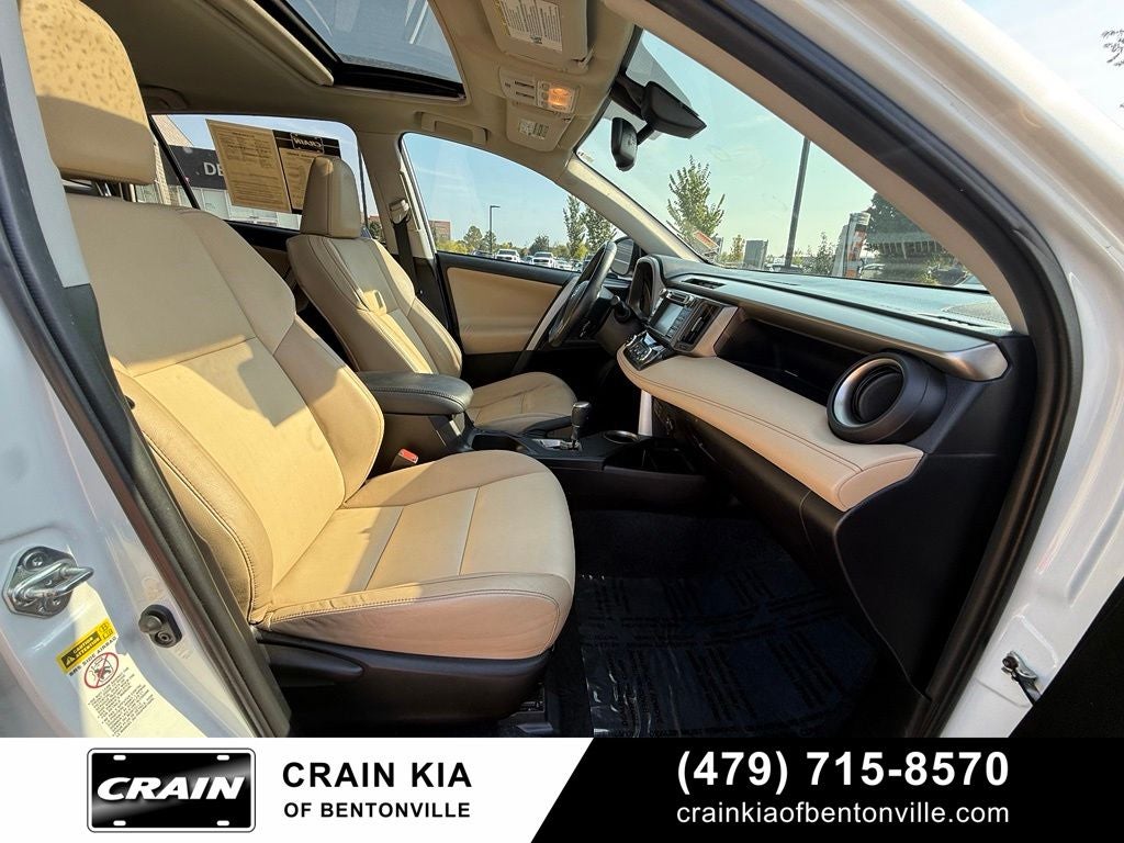 2014 Toyota RAV4 Limited - SUNROOF