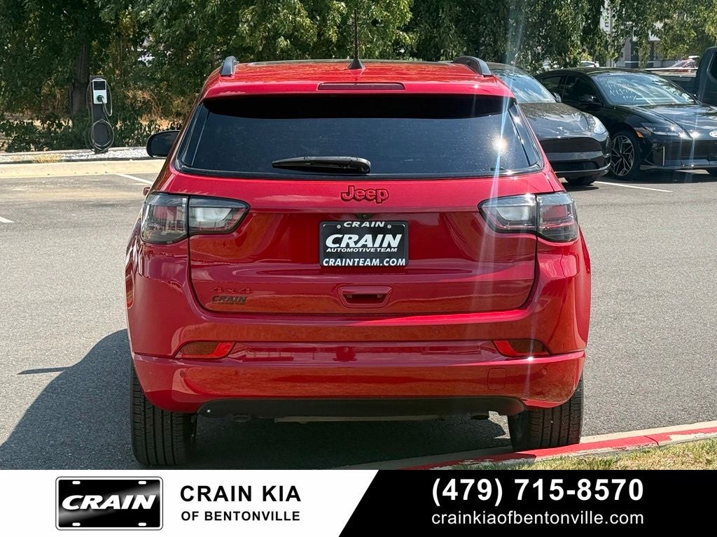 2024 Jeep Compass Limited - 4WD / PANORAMIC SUNROOF / CLEAN CARFAX