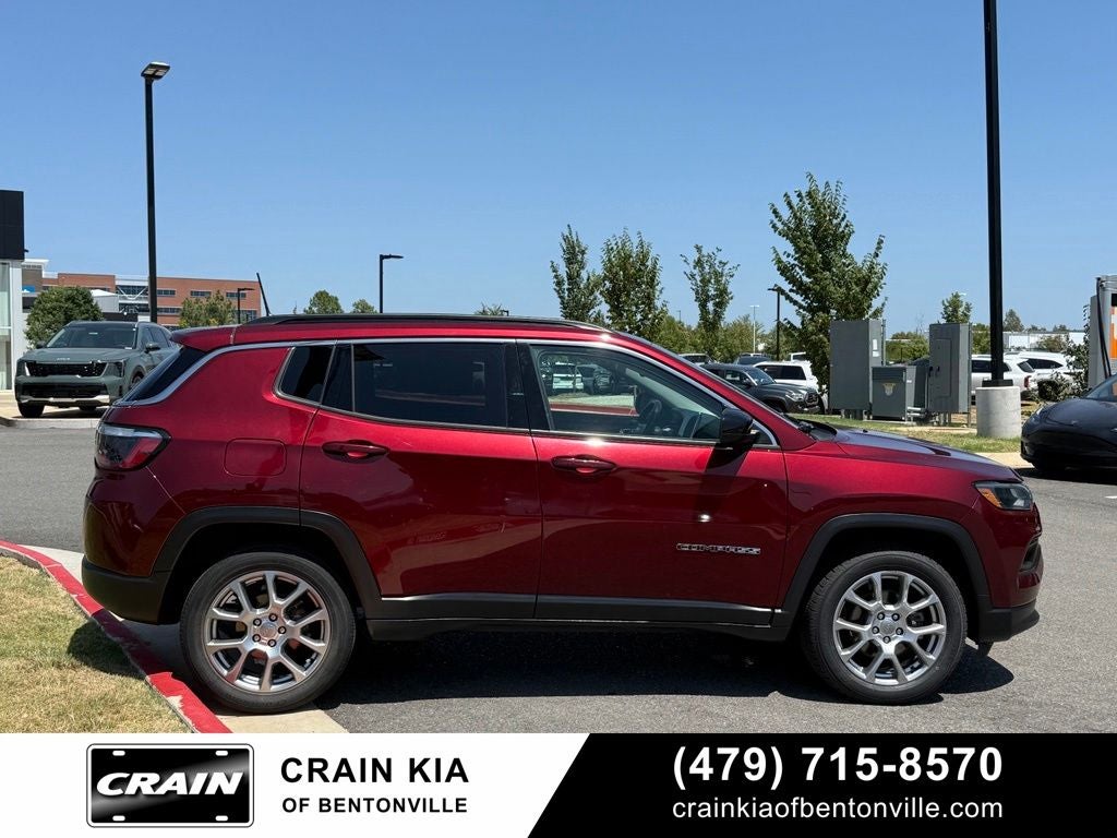 2022 Jeep Compass Latitude Lux - 4WD / CARFAX ONE OWNER