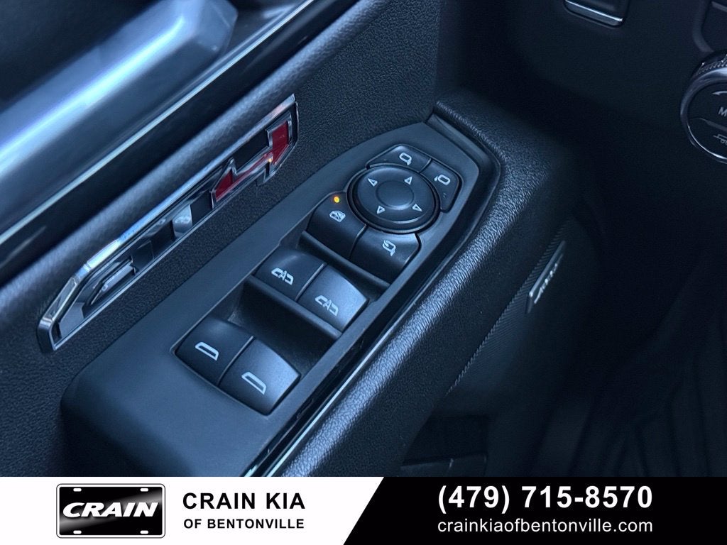2024 GMC Sierra 1500 AT4 - 4WD / SUNROOF / CLEAN CARFAX
