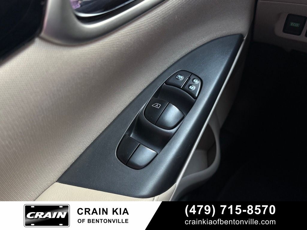 2017 Nissan Sentra SV - CARFAX ONE OWNER