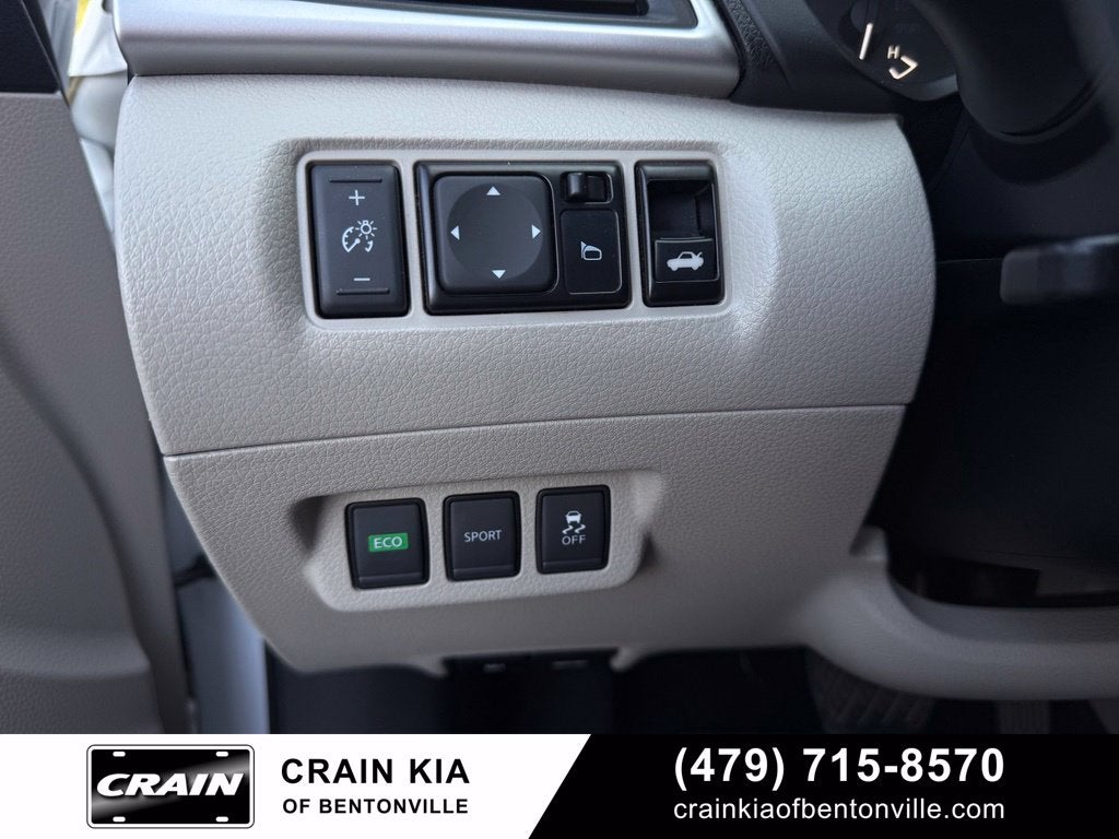 2017 Nissan Sentra SV - CARFAX ONE OWNER