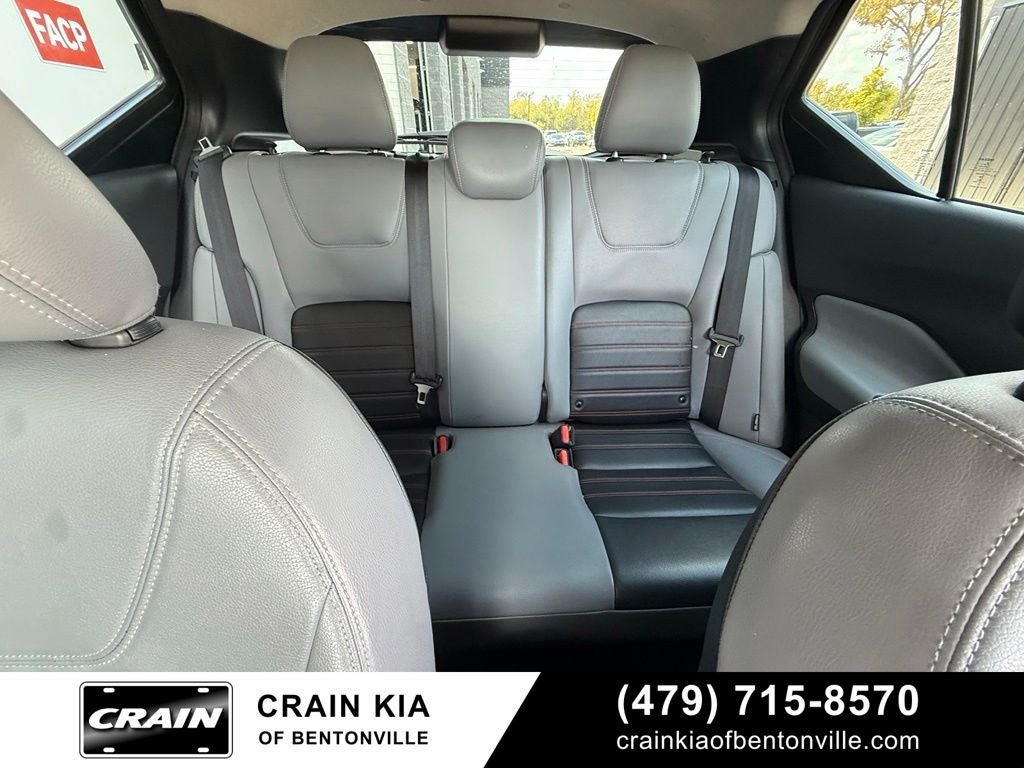 2022 Nissan Kicks SR - CLEAN CARFAX