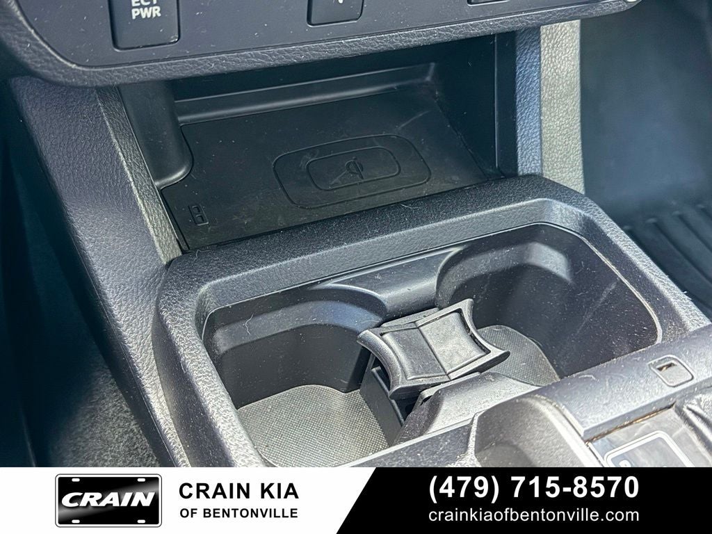 2017 Toyota Tacoma TRD Sport V6 - 4WD / CLEAN CARFAX / LIFTED!
