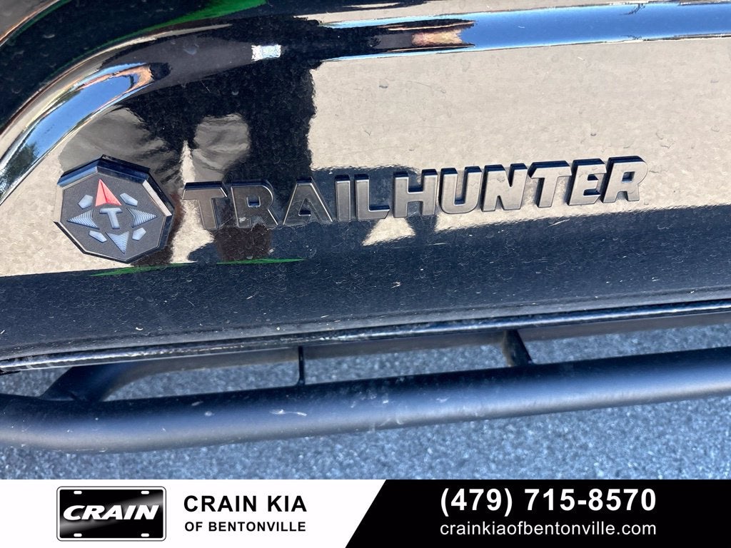 2025 Toyota Tacoma Hybrid Trailhunter - 4WD / CLEAN CARFAX / ONE OWNER