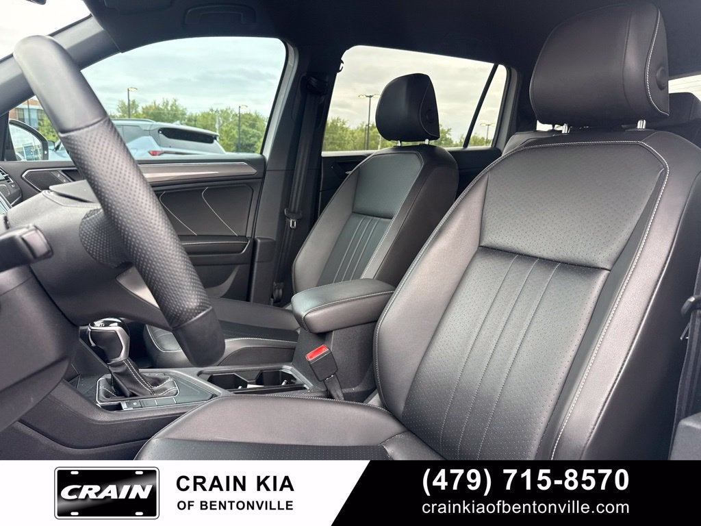 2022 Volkswagen Tiguan 2.0T SE R-Line Black