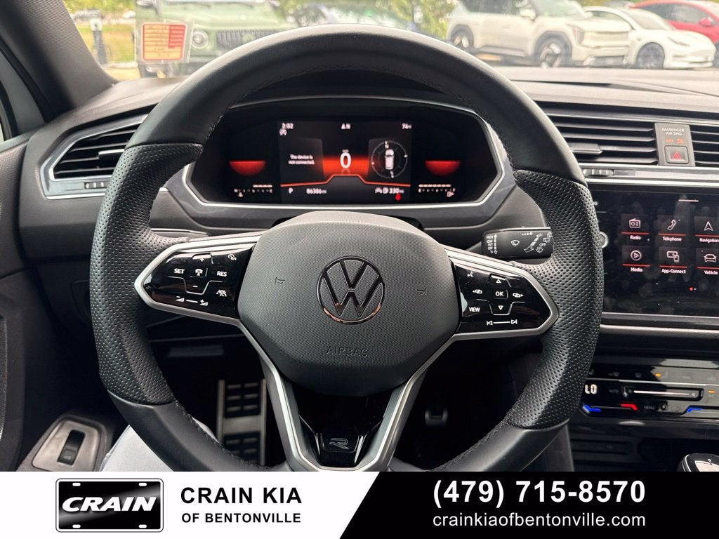 2022 Volkswagen Tiguan 2.0T SE R-Line Black