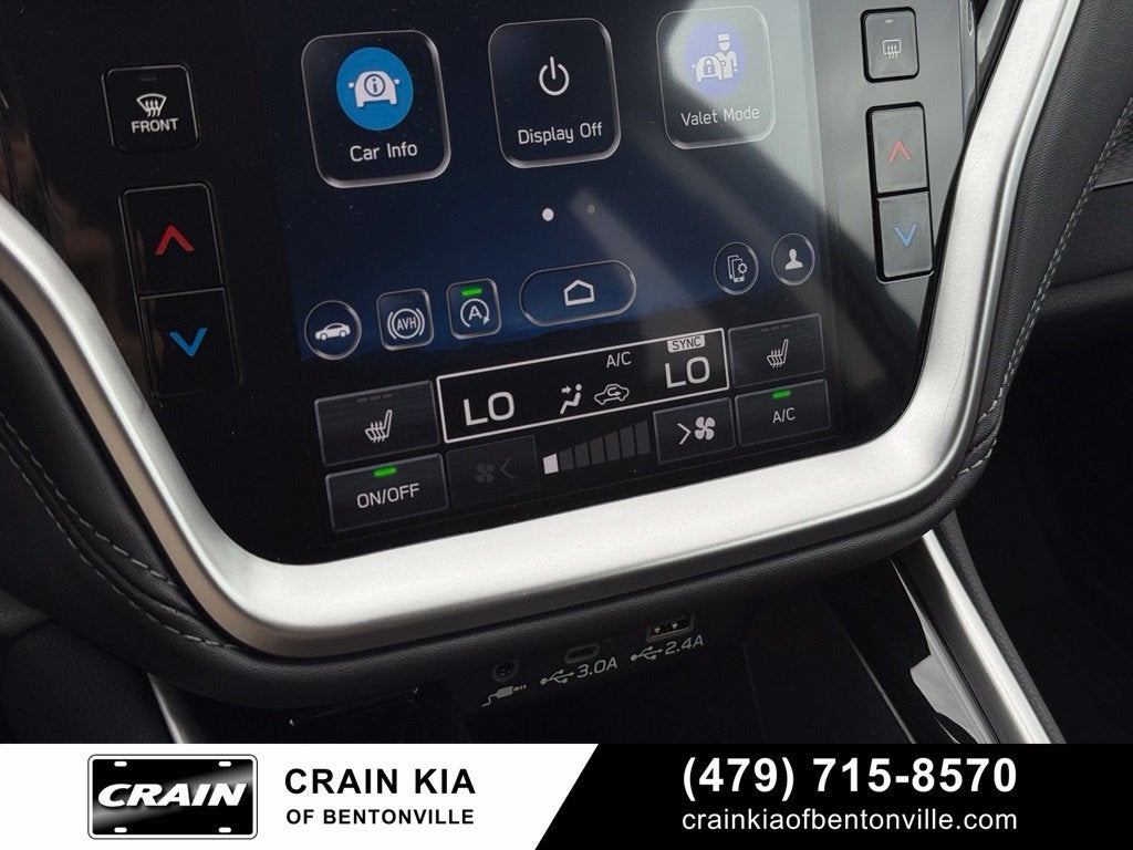 2025 Subaru Outback Premium - AWD / CLEAN CARFAX / ONE OWNER