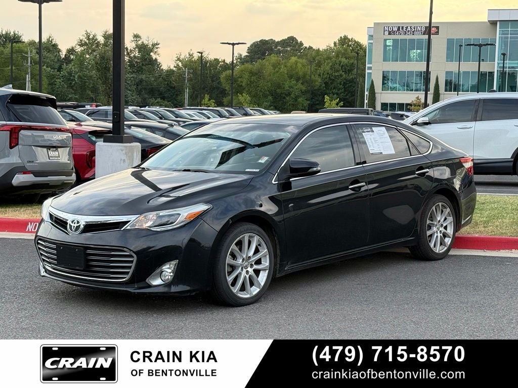 2013 Toyota Avalon XLE Touring - SUNROOF
