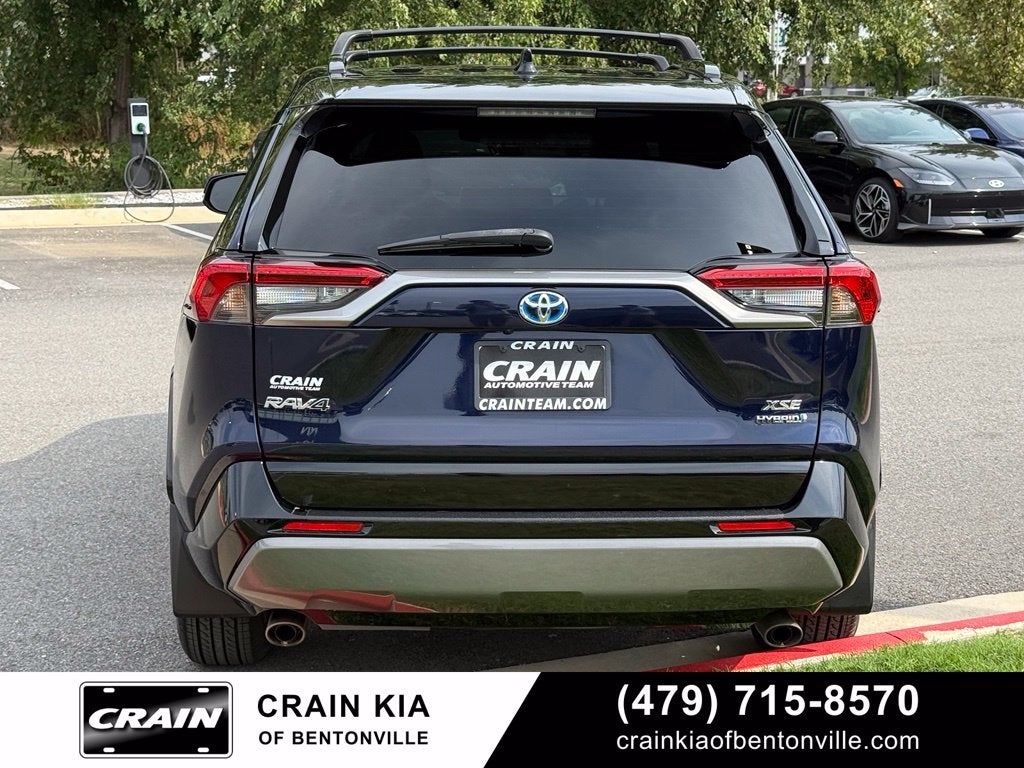 2021 Toyota RAV4 Hybrid XSE - AWD / CLEAN CARFAX / SUNROOF
