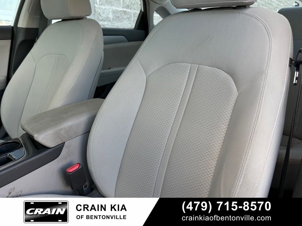 2019 Hyundai Sonata SE - CARFAX ONE OWNER