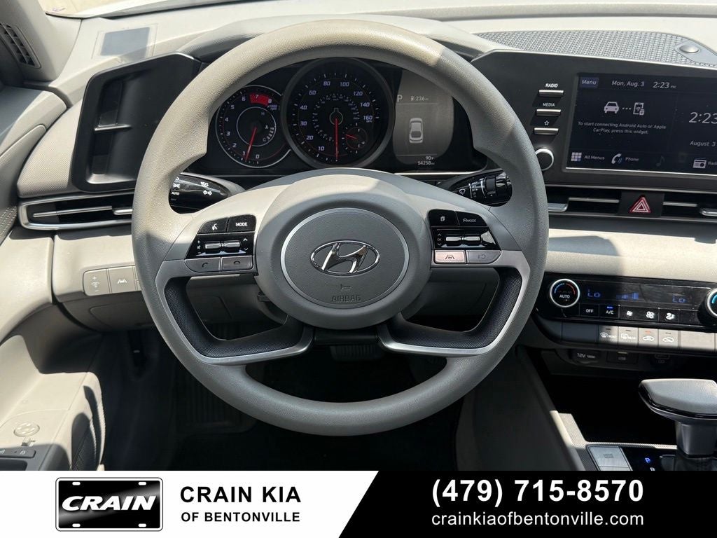 2023 Hyundai Elantra SEL - CLEAN CARFAX