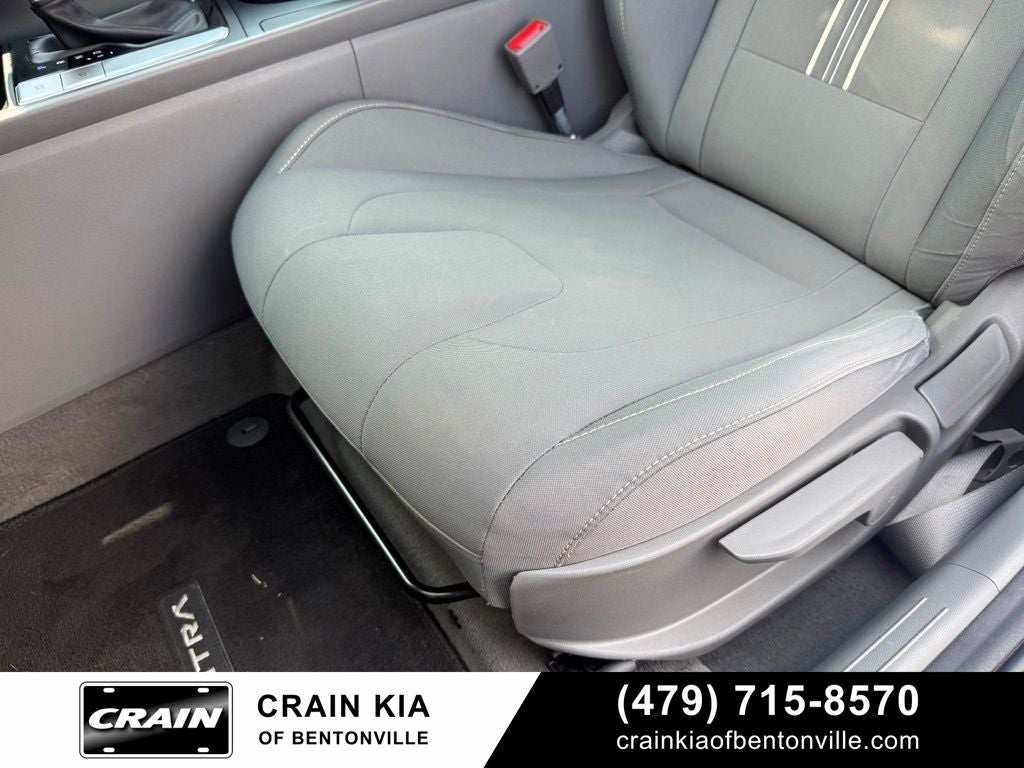 2023 Hyundai Elantra SEL - CLEAN CARFAX