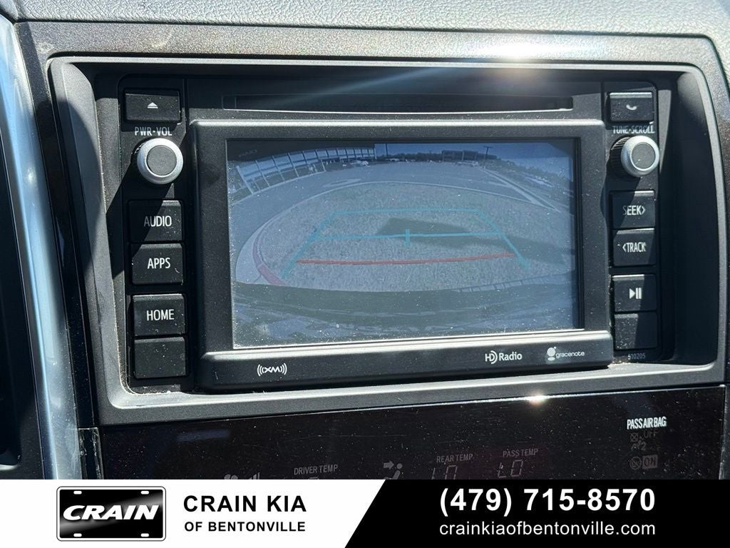 2018 Toyota Sequoia SR5 5.7L V8 - 4WD / SUNROOF
