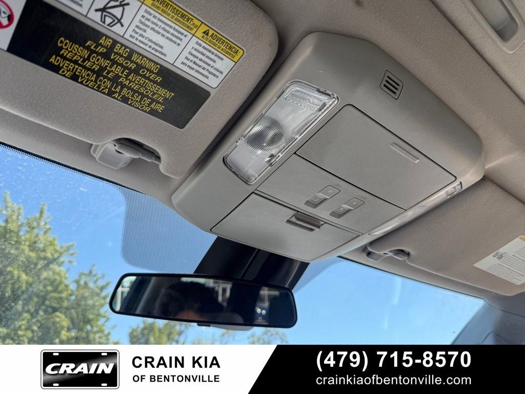 2018 Toyota Sequoia SR5 5.7L V8 - 4WD / SUNROOF