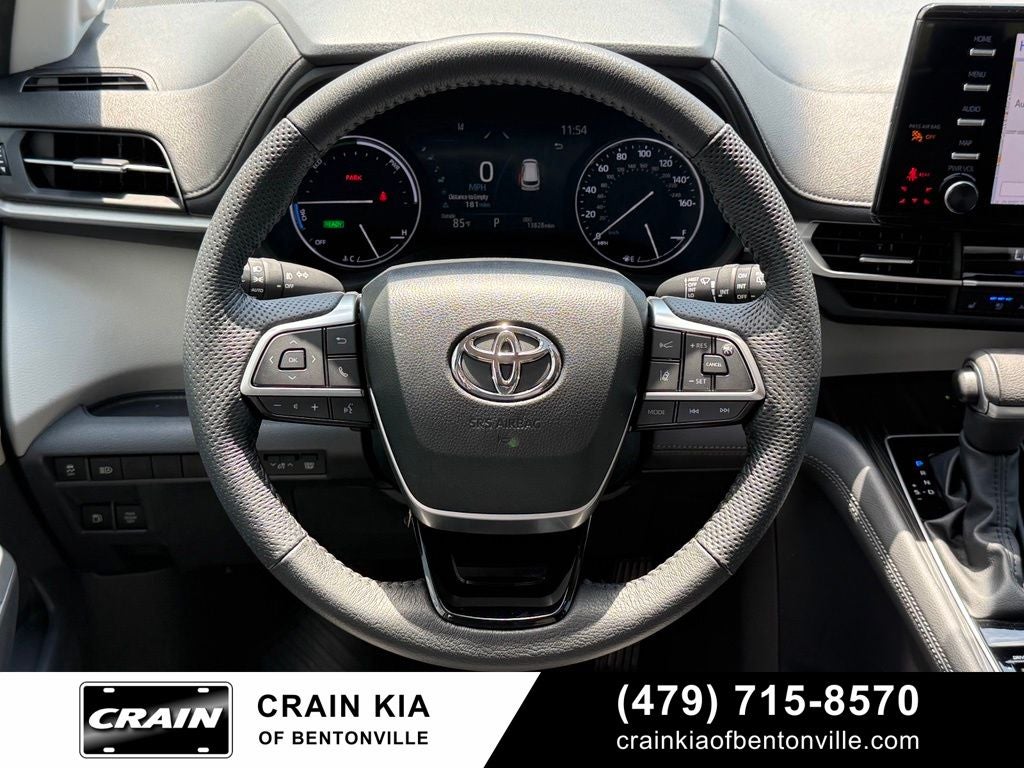 2023 Toyota Sienna Limited - SUNROOF / CLEAN CARFAX / ONE OWNER