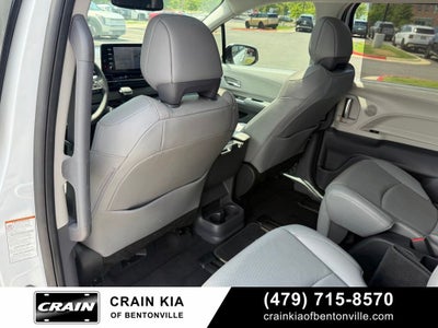 2023 Toyota Sienna Limited - SUNROOF / CLEAN CARFAX / ONE OWNER