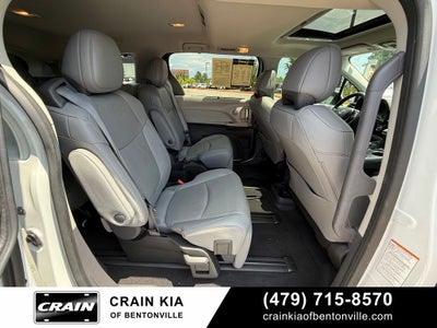 2023 Toyota Sienna Limited - SUNROOF / CLEAN CARFAX / ONE OWNER