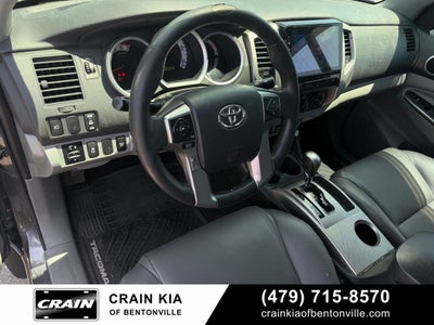 2014 Toyota Tacoma Base V6 - 4WD / CLEAN CARFAX HISTORY