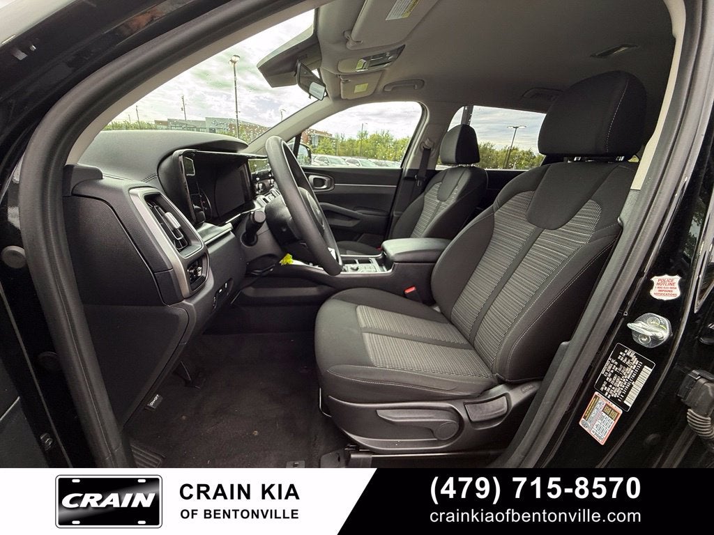 2022 Kia Sorento LX - AWD / CLEAN CARFAX