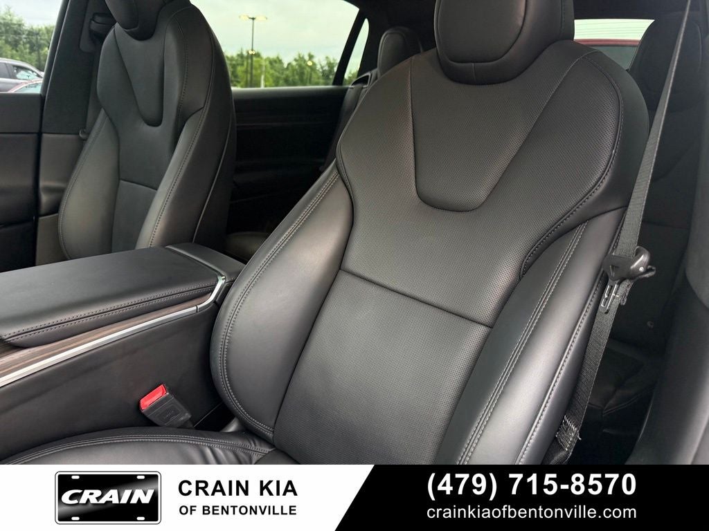 2022 Tesla Model X Base - AWD / CLEAN CARFAX / ONE OWNER