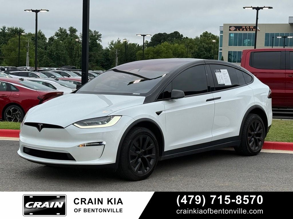 2022 Tesla Model X Base - AWD / CLEAN CARFAX / ONE OWNER