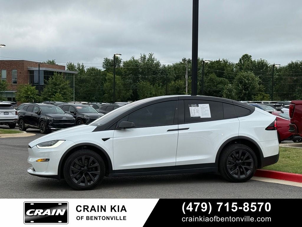 2022 Tesla Model X Base - AWD / CLEAN CARFAX / ONE OWNER
