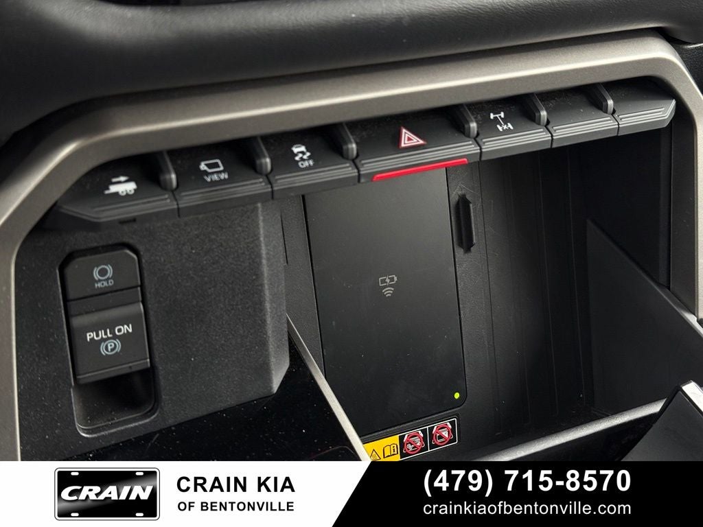 2026 Toyota Sequoia Platinum - 4WD / PANORAMIC SUNROOF / ONE OWNER