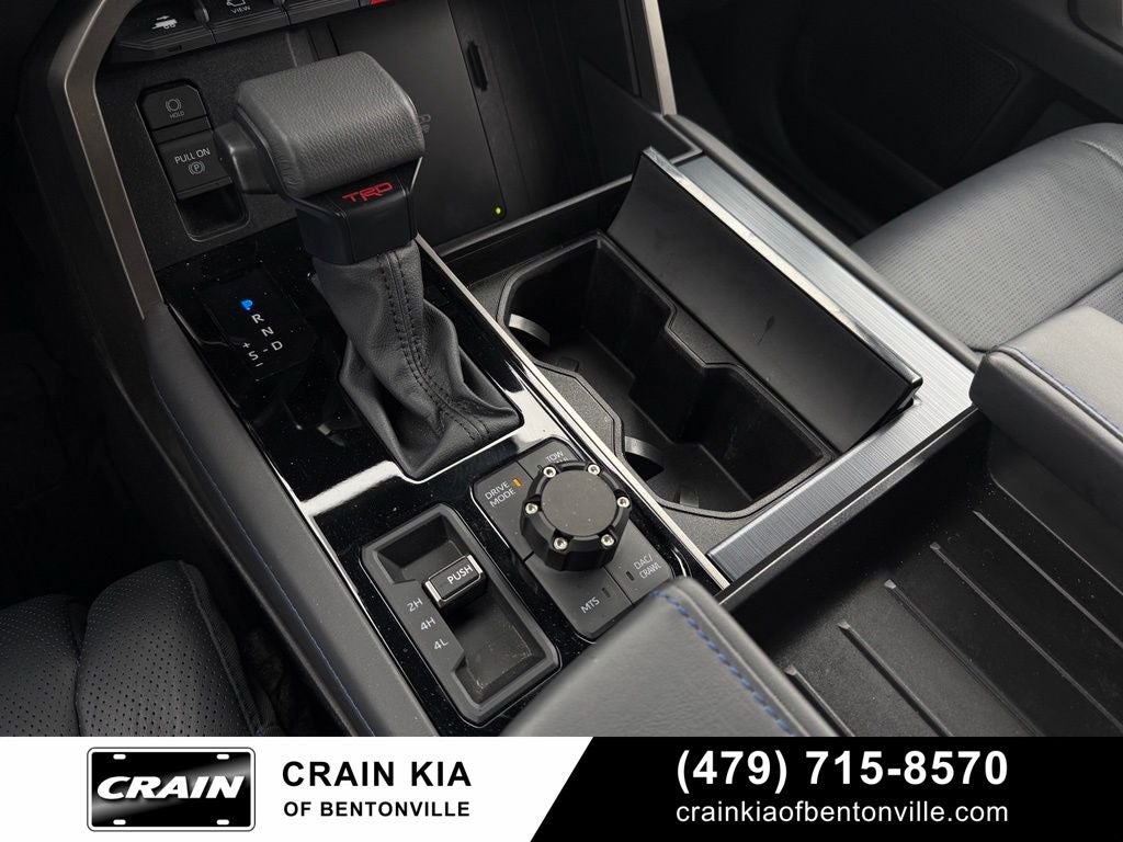 2026 Toyota Sequoia Platinum - 4WD / PANORAMIC SUNROOF / ONE OWNER