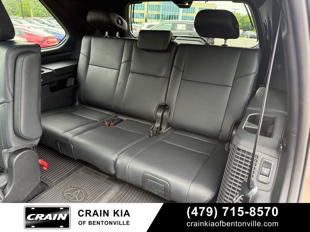 2026 Toyota Sequoia Platinum - 4WD / PANORAMIC SUNROOF / ONE OWNER