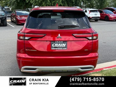 2023 Mitsubishi Outlander SEL - 4WD / CLEAN CARFAX