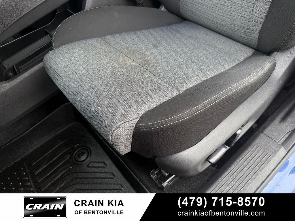 2023 Nissan Rogue SV - AWD / CLEAN CARFAX
