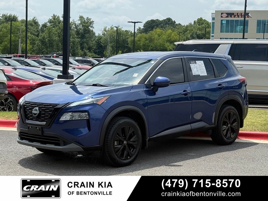2023 Nissan Rogue SV - AWD / CLEAN CARFAX