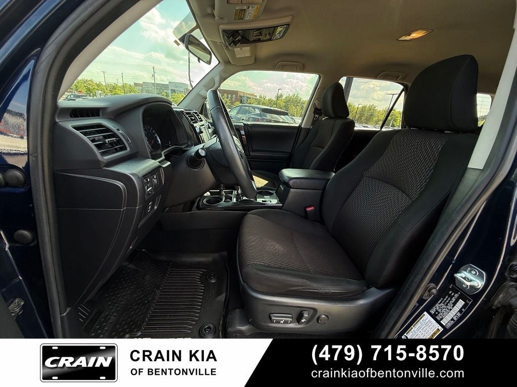 2019 Toyota 4Runner TRD Off-Road - 4WD / CLEAN CARFAX / ONE OWNER