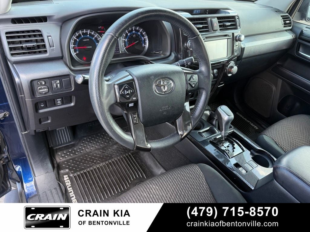 2019 Toyota 4Runner TRD Off-Road - 4WD / CLEAN CARFAX / ONE OWNER